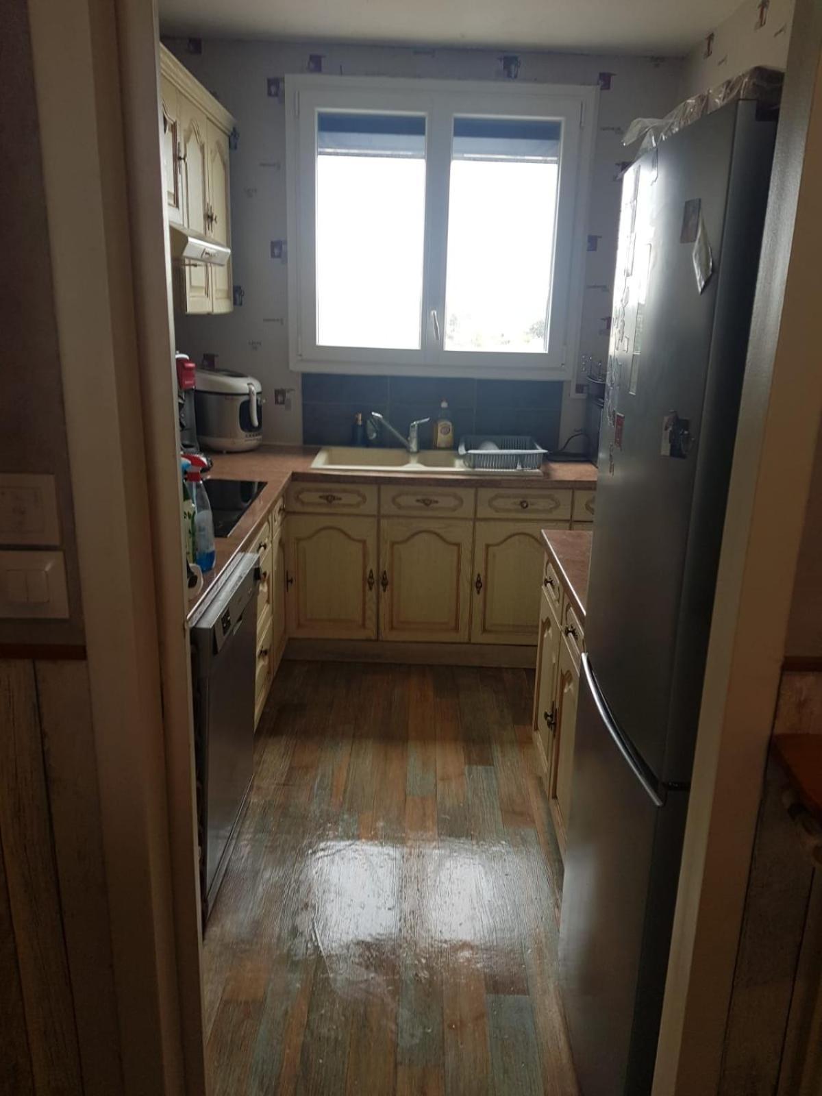 Chambre Neuve Dans Un Logement Partage A 10 Minute Du Circuit 24H Allonnes  Exterior photo